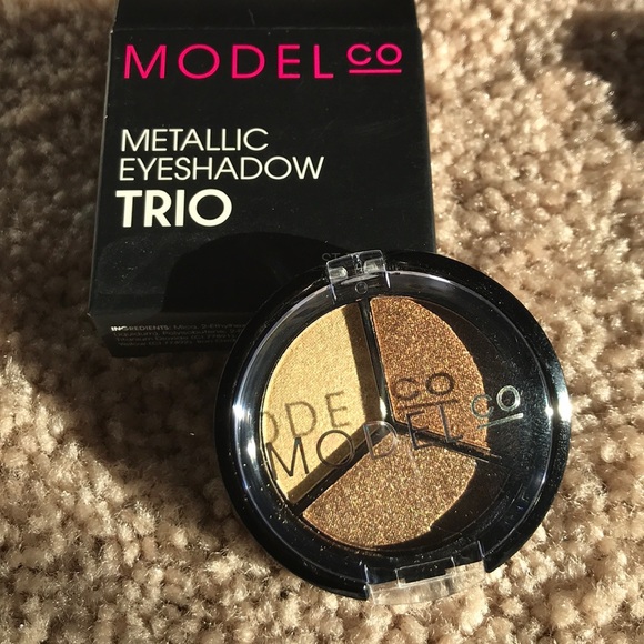 Model Co eyeshadows - Picture 2 of 8